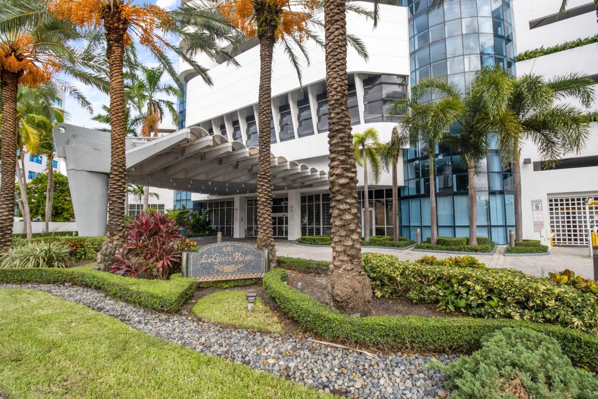6301 Collins Avenue, Unit 2603, Miami Beach, FL 33141 Photo