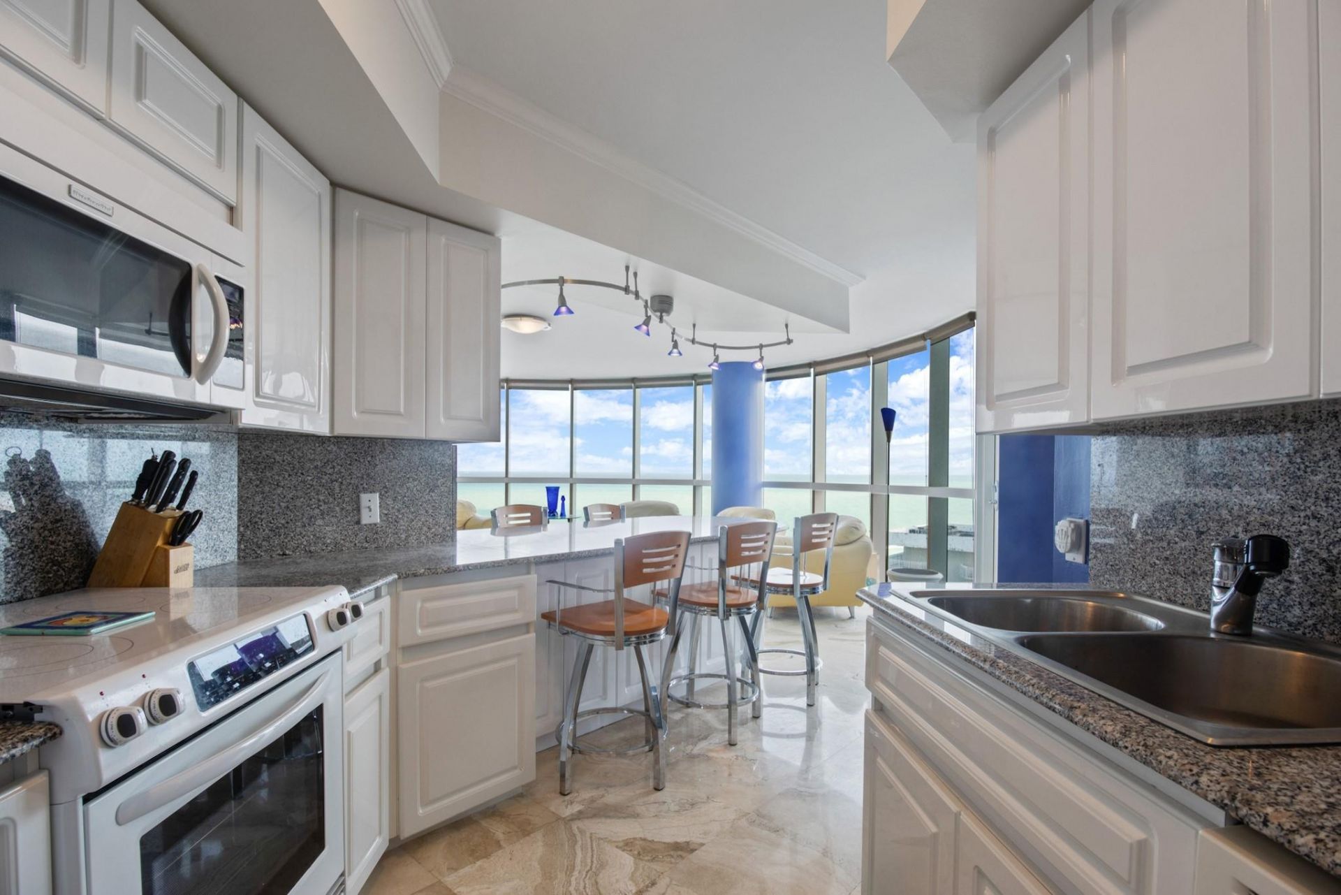 6301 Collins Avenue, Unit 2603, Miami Beach, FL 33141 Photo