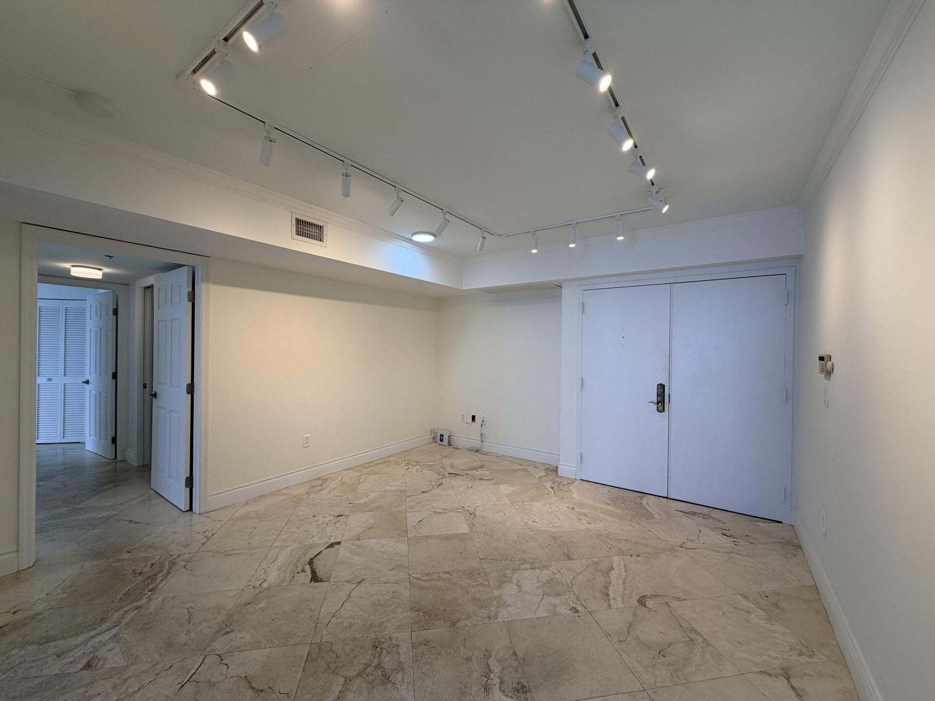 6301 Collins Avenue, Unit 2603, Miami Beach, FL 33141 Photo