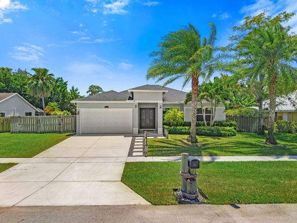 13458 Brixham Street, Wellington, FL 33414