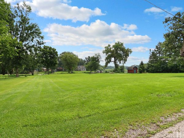 4428 Wildwood Drive , Crystal Lake, IL 60014