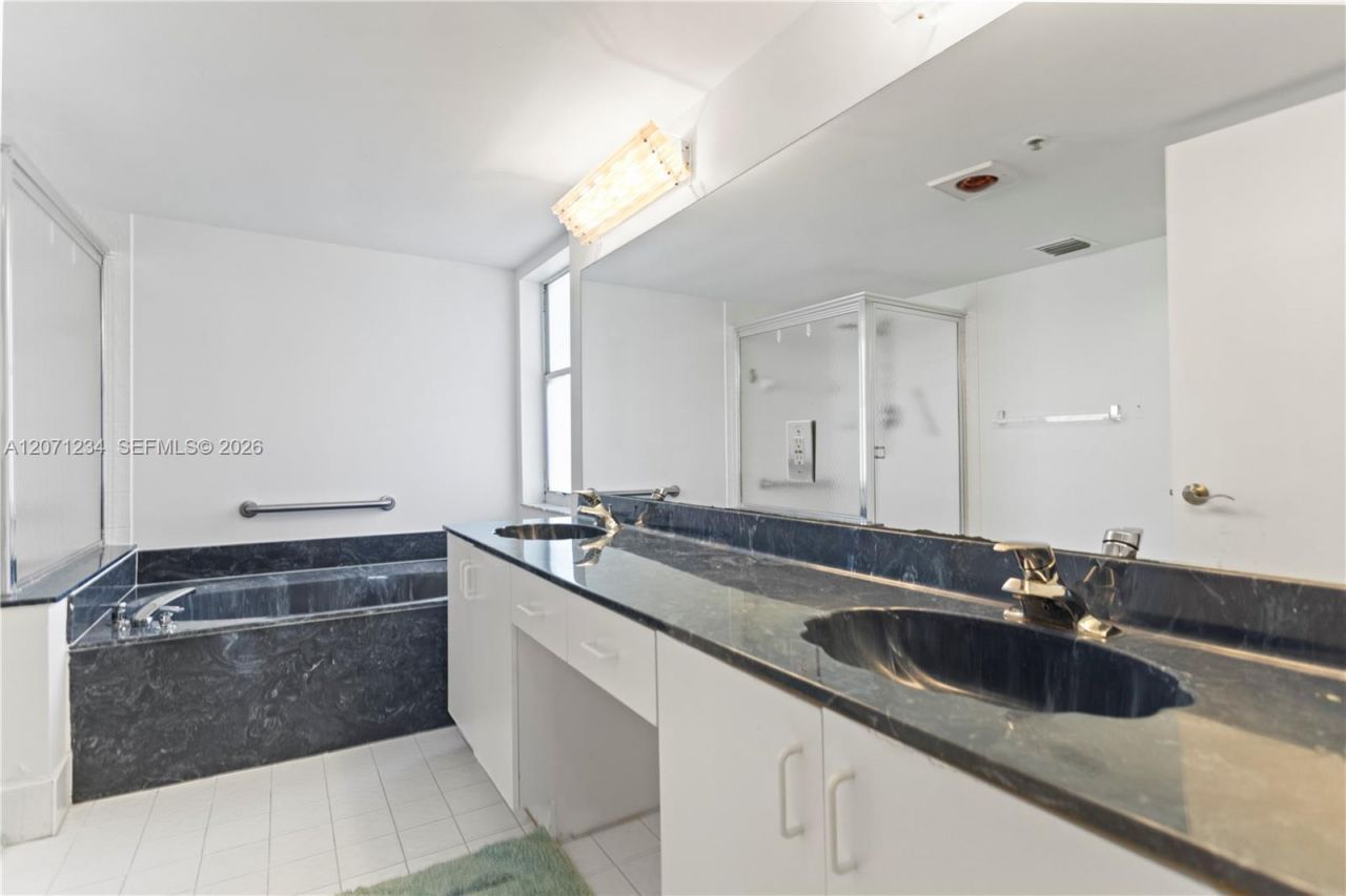 5876 Regal Glen Dr , Unit 101, Boynton Beach, FL 33437 Photo