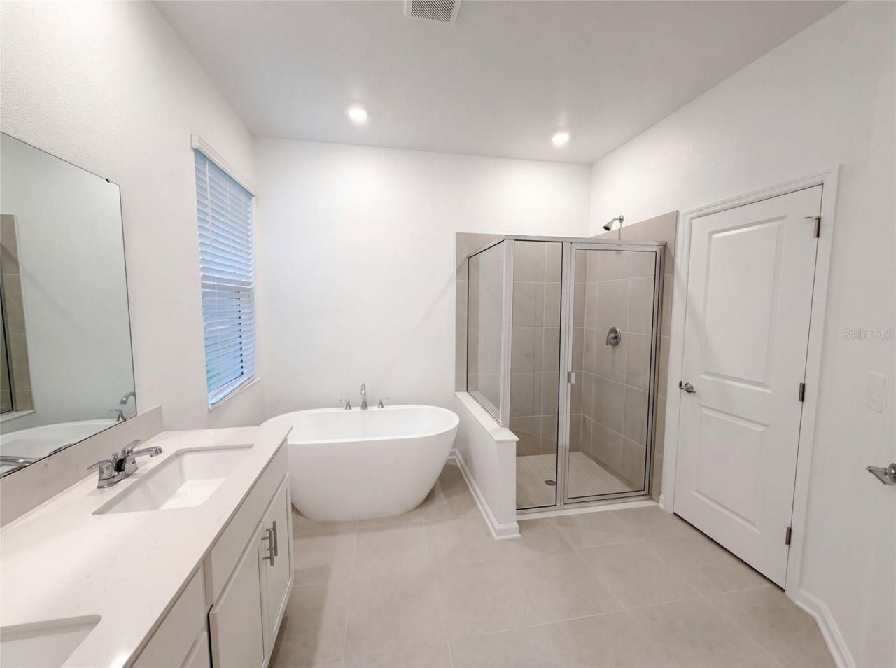 669 Tundra Loop , Groveland, FL 34736 Photo