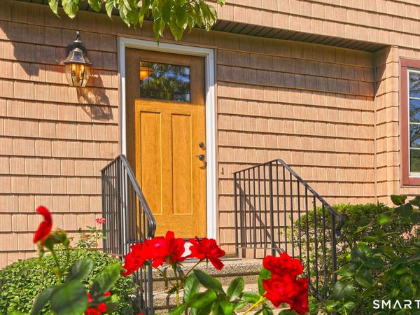 154 Benz, Ansonia, CT 06401