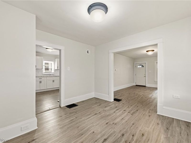 3810 Highland Road , Cleveland, OH 44111 Photo 10