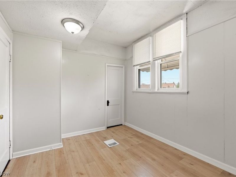 3810 Highland Road , Cleveland, OH 44111 Photo 21