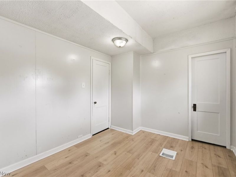 3810 Highland Road , Cleveland, OH 44111 Photo 22