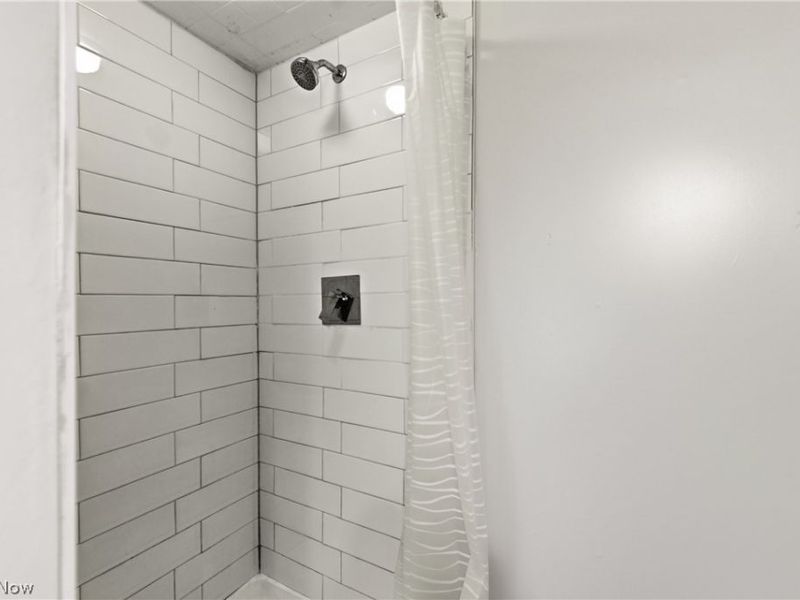3810 Highland Road , Cleveland, OH 44111 Photo 30