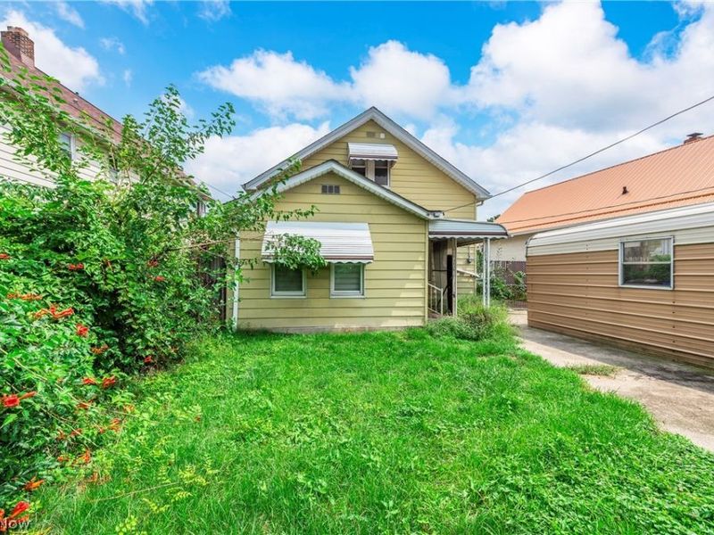 3810 Highland Road , Cleveland, OH 44111 Photo 4
