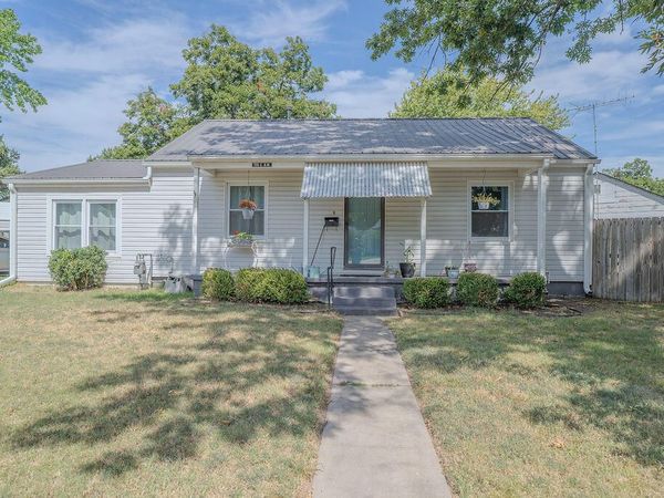 725 E Street NW, Miami, OK 74354