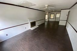 1381 Shannon Street  photo 4