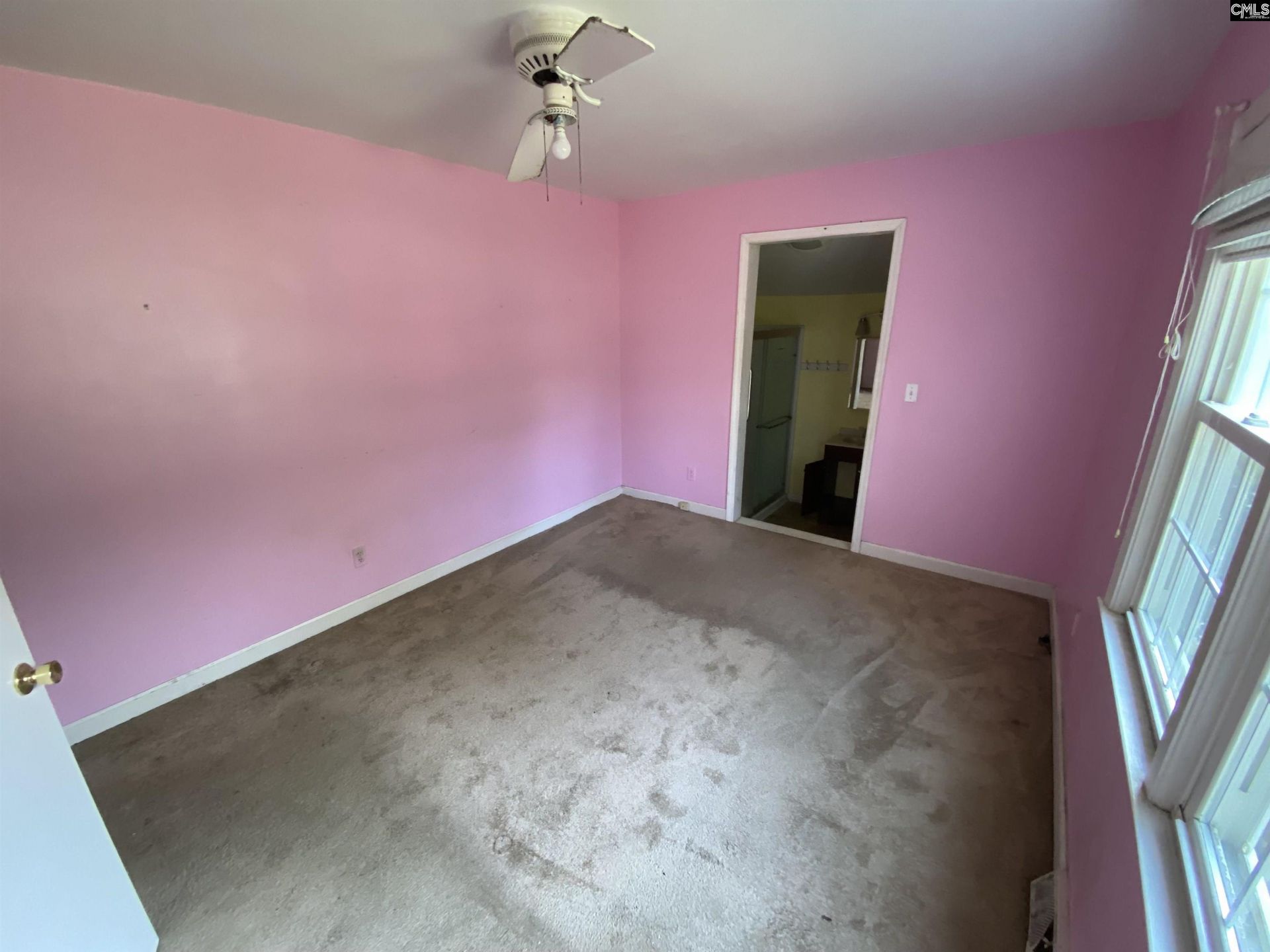 1381 Shannon Street  Photo 7