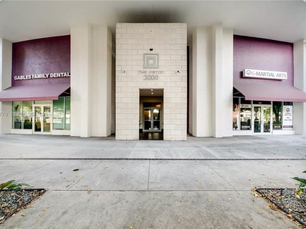 3000 CORAL WAY , Unit 511, Miami, FL 33145