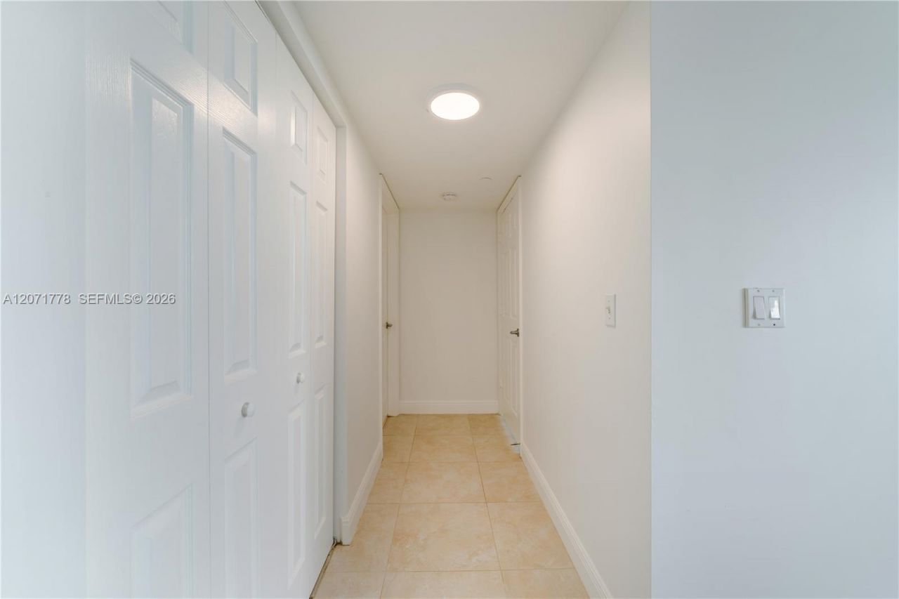 3000 Coral Way , Unit 511, Miami, FL 33145 Photo