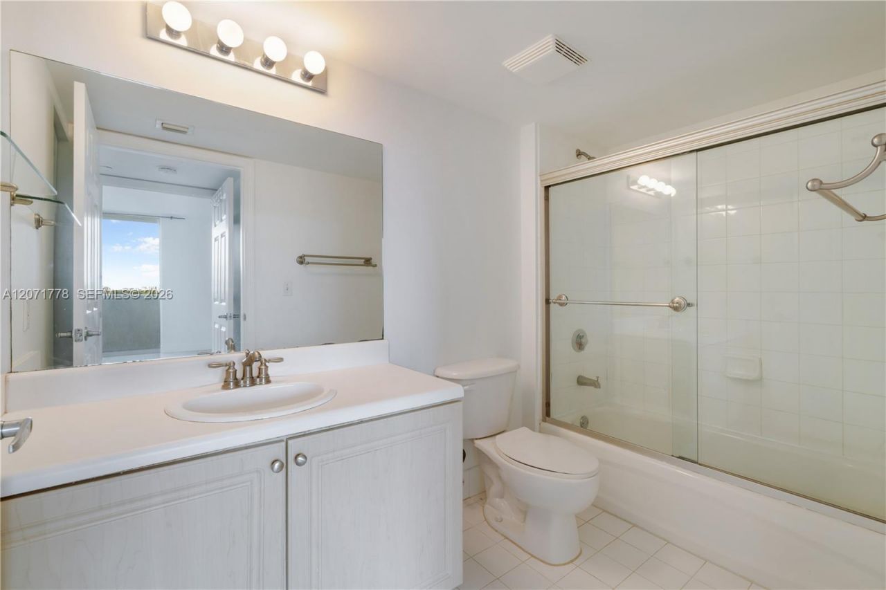 3000 Coral Way , Unit 511, Miami, FL 33145 Photo
