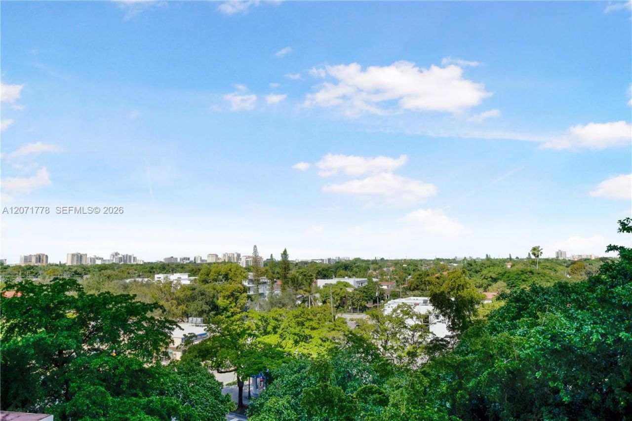 3000 Coral Way , Unit 511, Miami, FL 33145 Photo