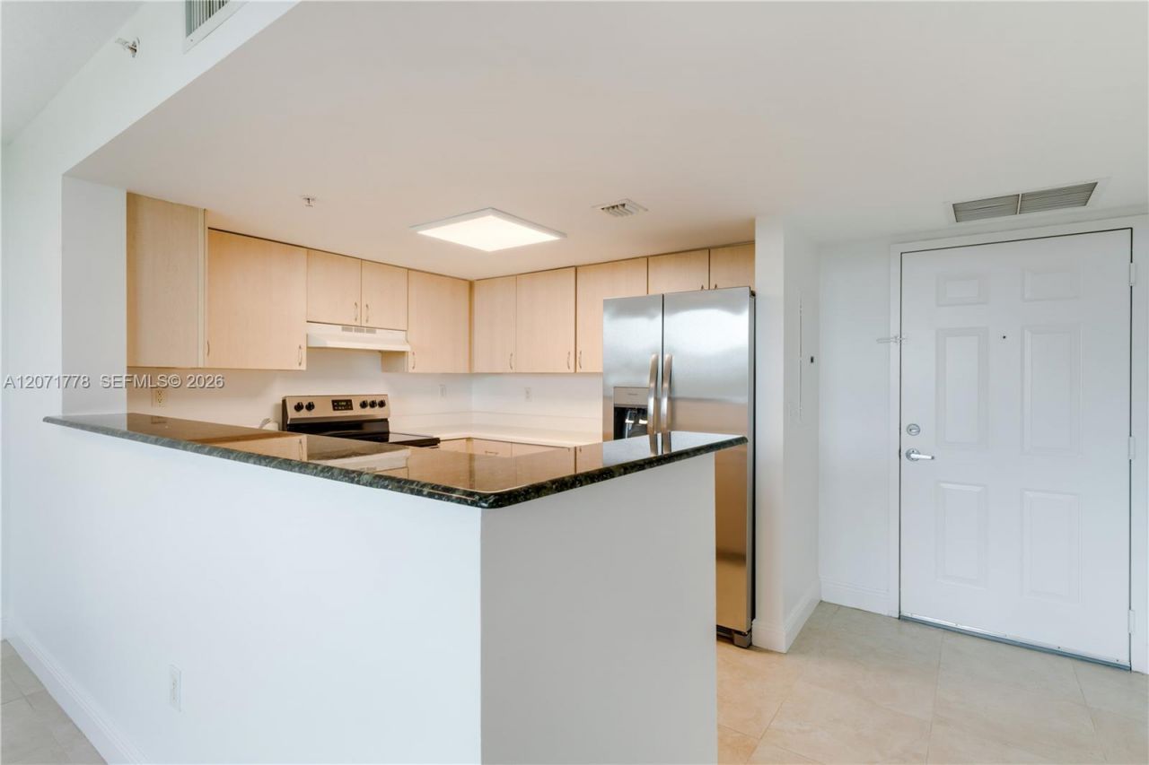 3000 Coral Way , Unit 511, Miami, FL 33145 Photo