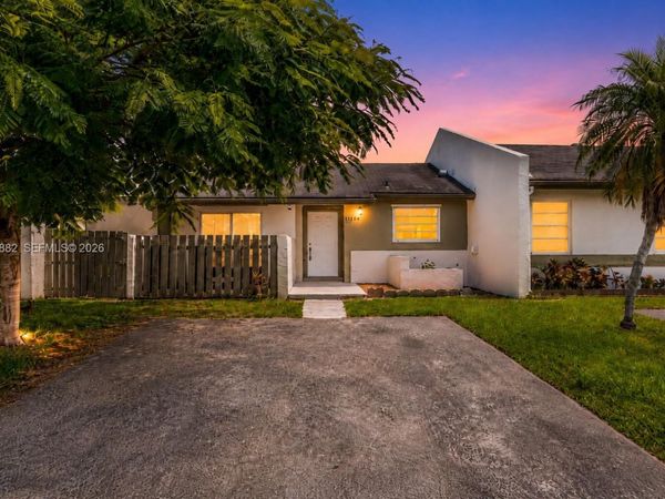 11209 SW 125th Pl , Kendall, FL 33186