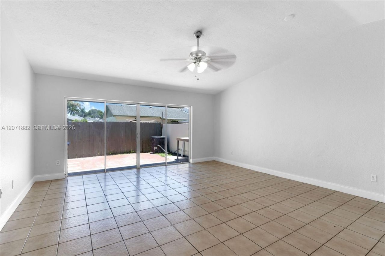 11209 SW 125th Pl , Kendall, FL 33186 Photo