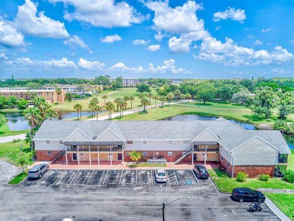 200 COUNTRY CLUB DRIVE, Unit 1501, LARGO, FL 33771