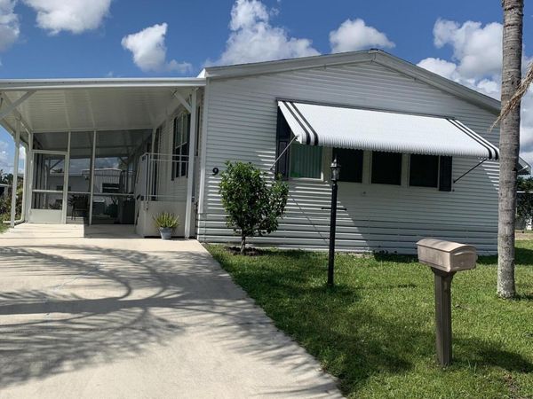 9 Maya Way, Port St. Lucie, FL 34952