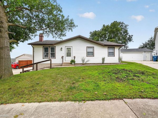 3951 Valdez Drive, Waterloo, IA 50701