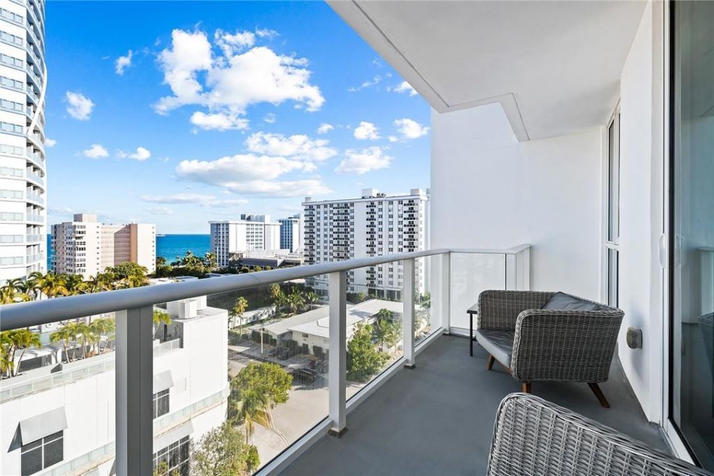 401 N Birch Road, Unit 1016, Fort Lauderdale, FL 33304 Photo