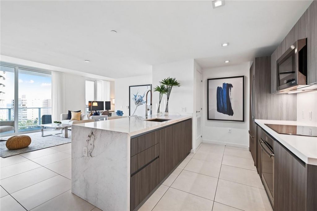 401 N Birch Road, Unit 1016, Fort Lauderdale, FL 33304 Photo