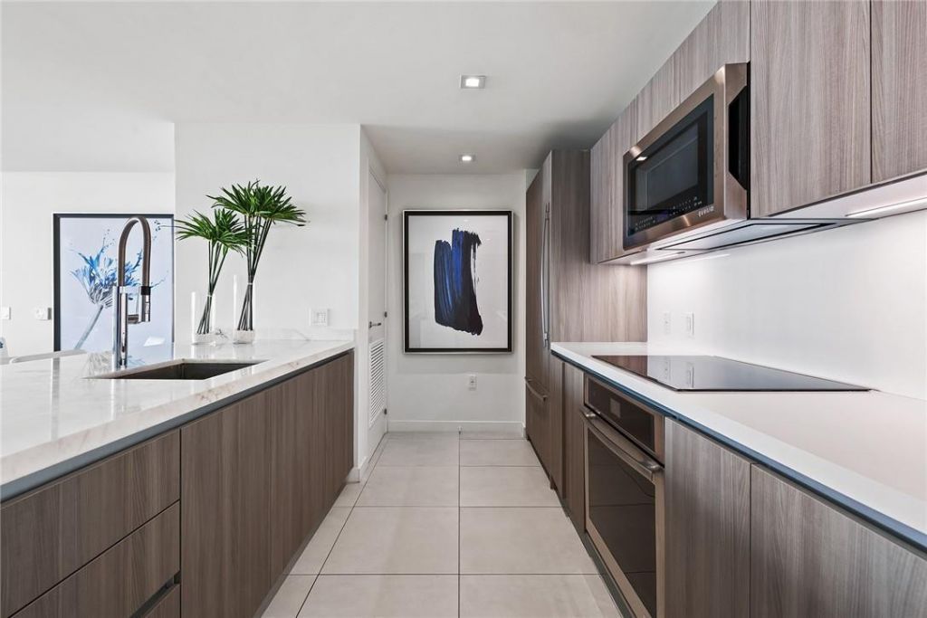 401 N Birch Road, Unit 1016, Fort Lauderdale, FL 33304 Photo