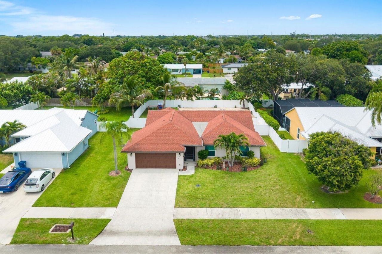 200 Park Place, Jupiter, FL 33458 Photo