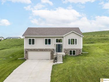 105 Bluegrass Lane, Woodbine, IA 51579