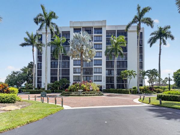 6895 Willow Wood Drive, Boca Raton, FL 33434