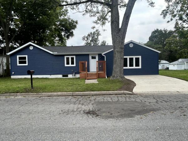 803 Enterprise Street, Buchanan, MI 49107