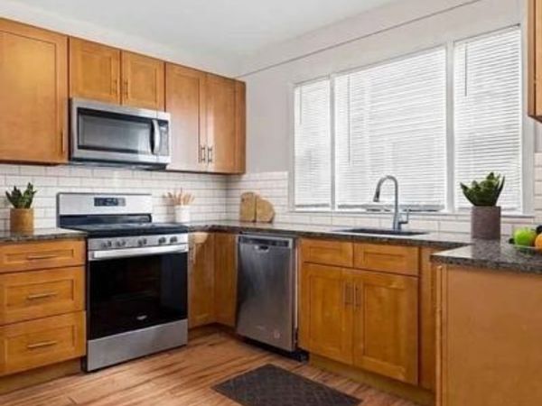 9 Edmunds St, Unit 1, Cambridge, MA 02140