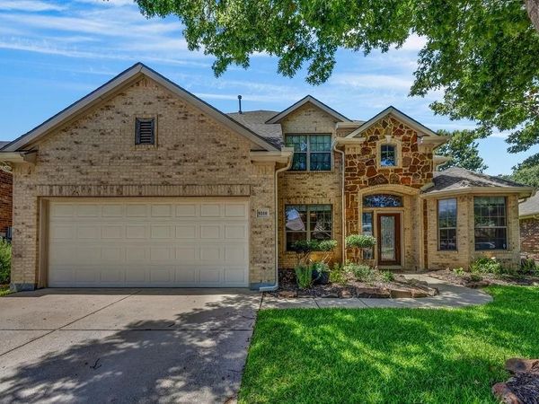 9310 Marble Falls Drive, Arlington, TX 76002