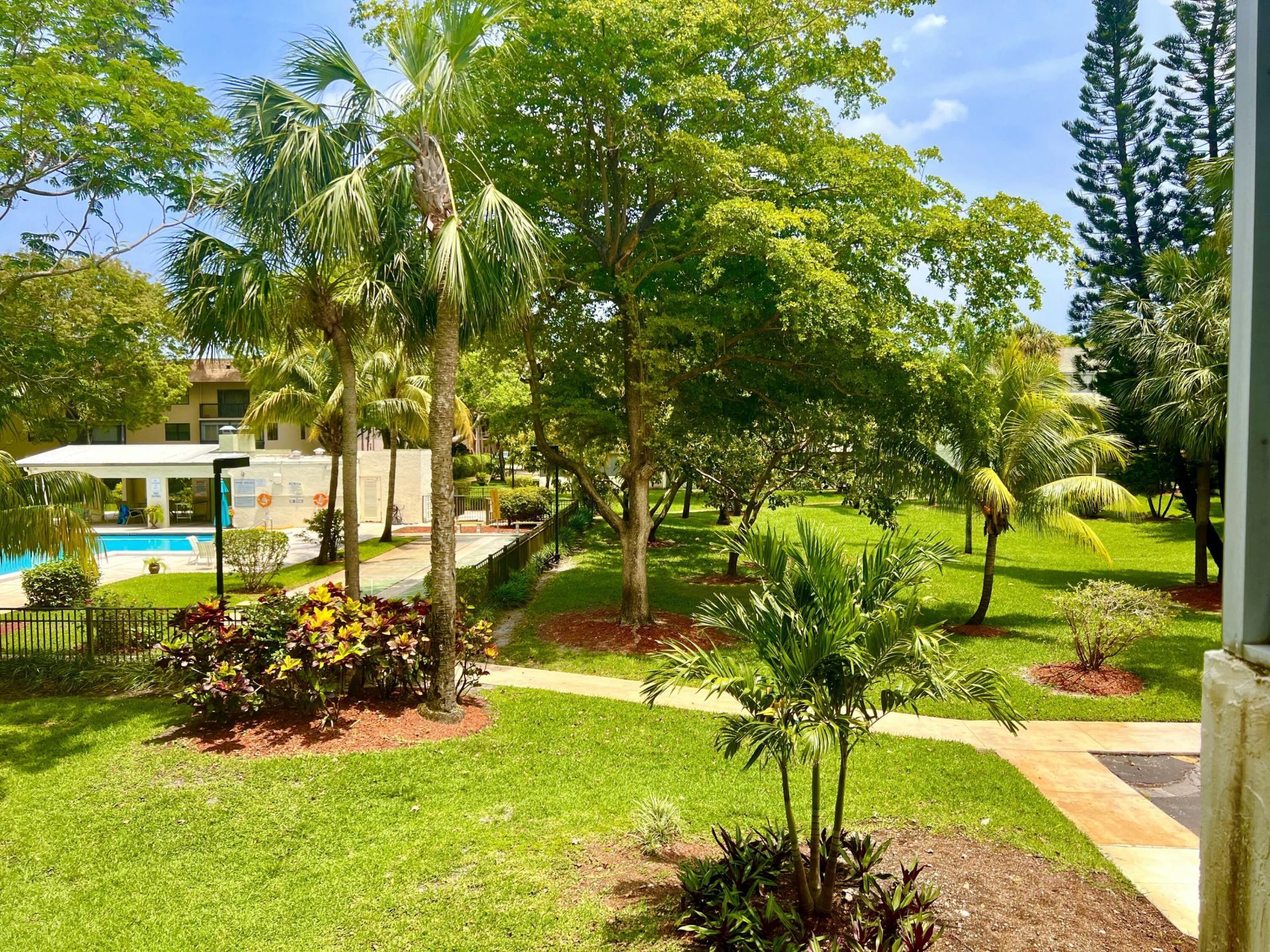 5155 E Sabal Palm Boulevard, Unit 209, Tamarac, FL 33319 Photo