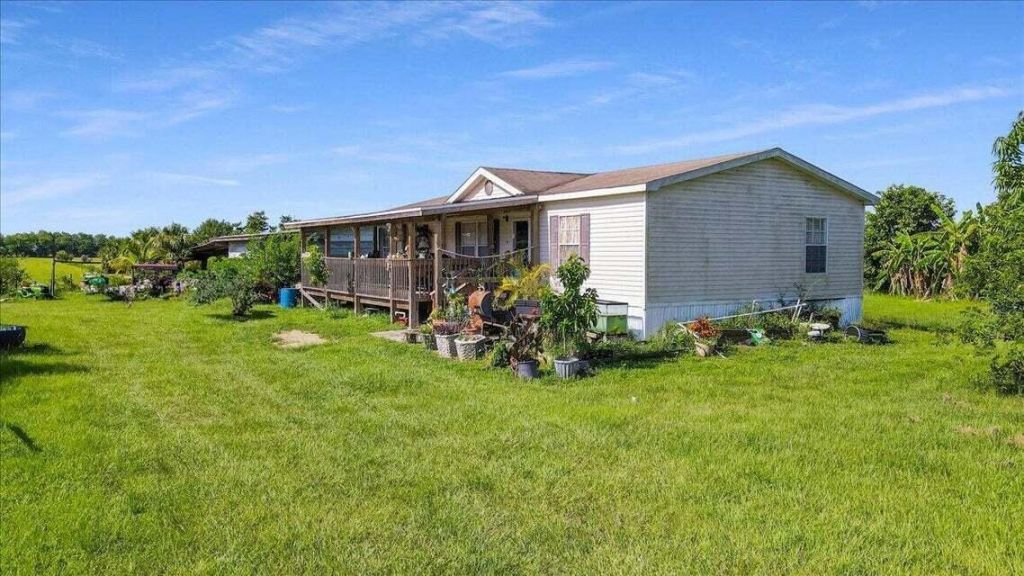 2351 Sneed Road, Fort Pierce, FL 34945 Photo
