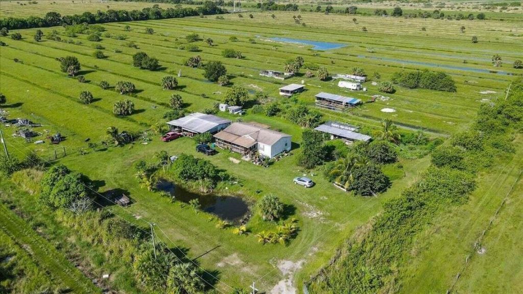 2351 Sneed Road, Fort Pierce, FL 34945 Photo