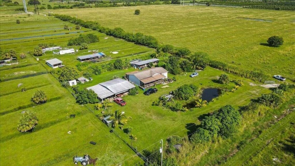 2351 Sneed Road, Fort Pierce, FL 34945 Photo