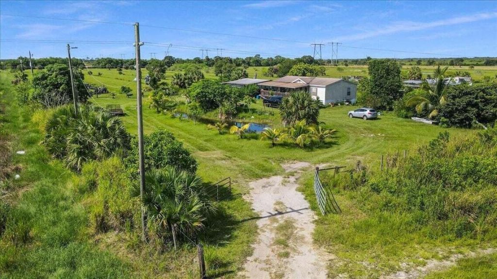 2351 Sneed Road, Fort Pierce, FL 34945 Photo