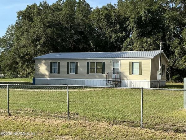 130 YANCEY Circle, Satsuma, FL 32189
