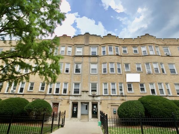 4511 N Malden Street , Unit 2B, Chicago, IL 60640