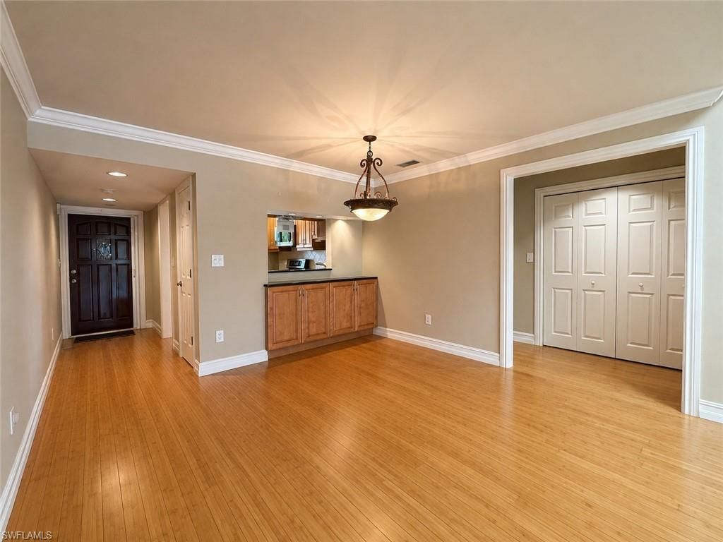 3370 10th St N, Unit 1308, Naples, FL 34103 Photo