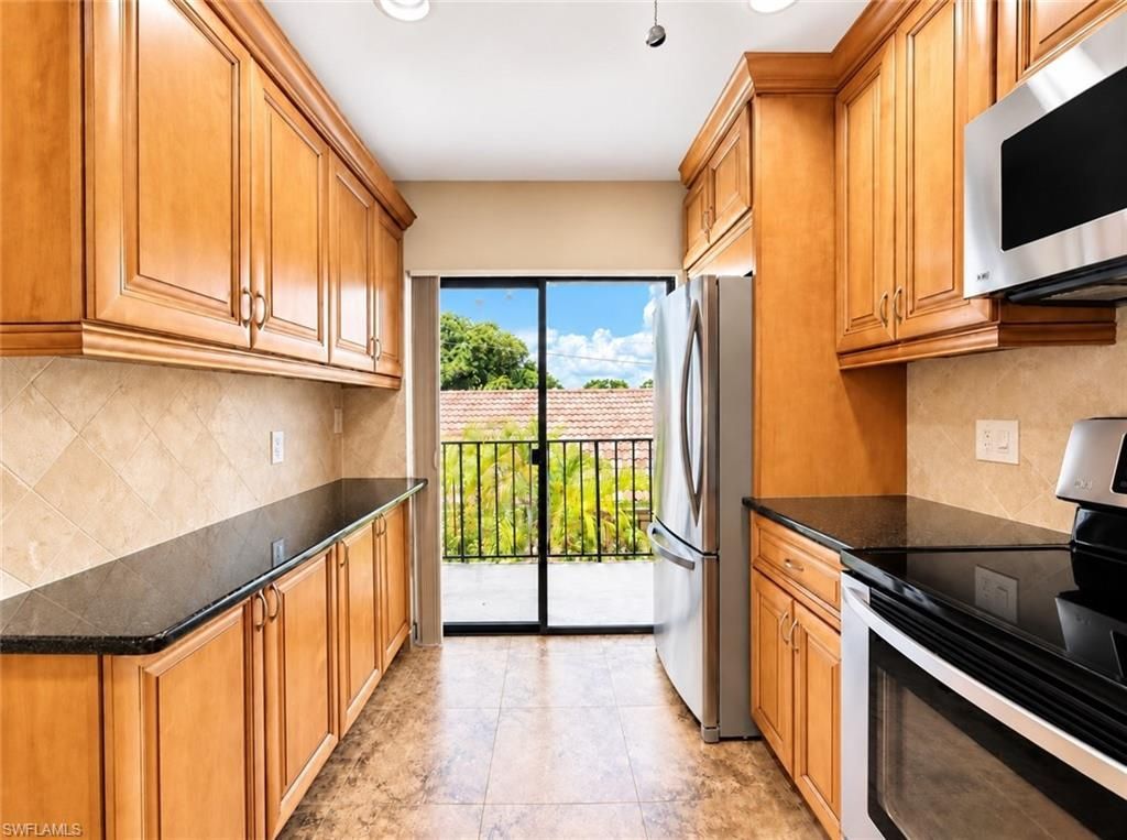3370 10th St N, Unit 1308, Naples, FL 34103 Photo