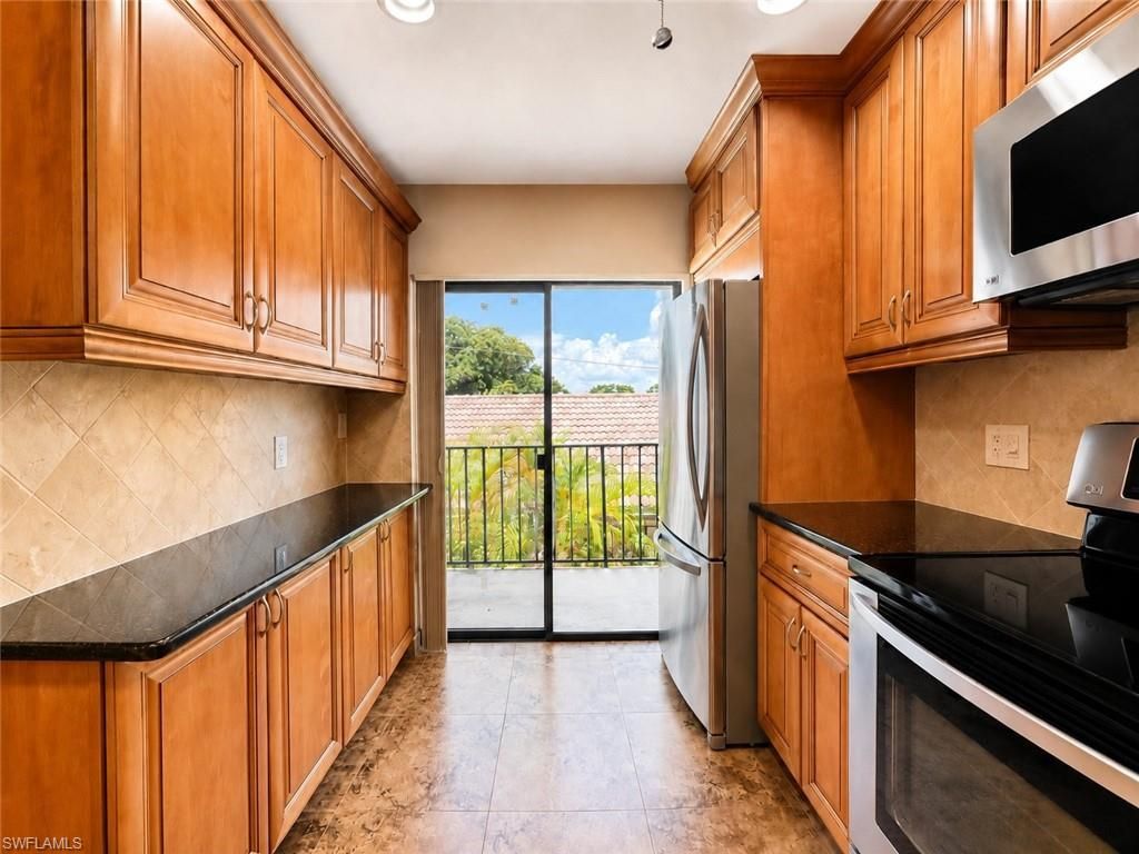 3370 10th St N, Unit 1308, Naples, FL 34103 Photo