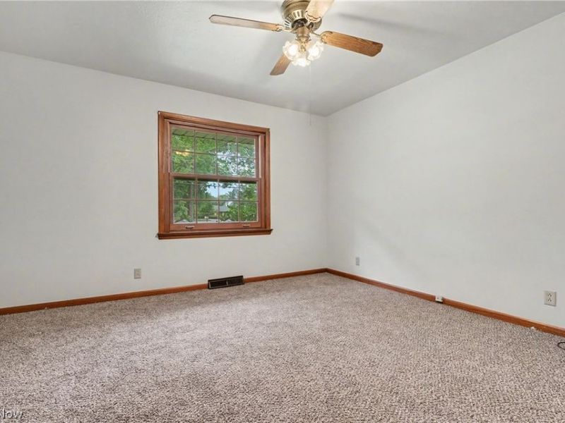 37822 Euclid Avenue, Willoughby, OH 44094 Photo 35