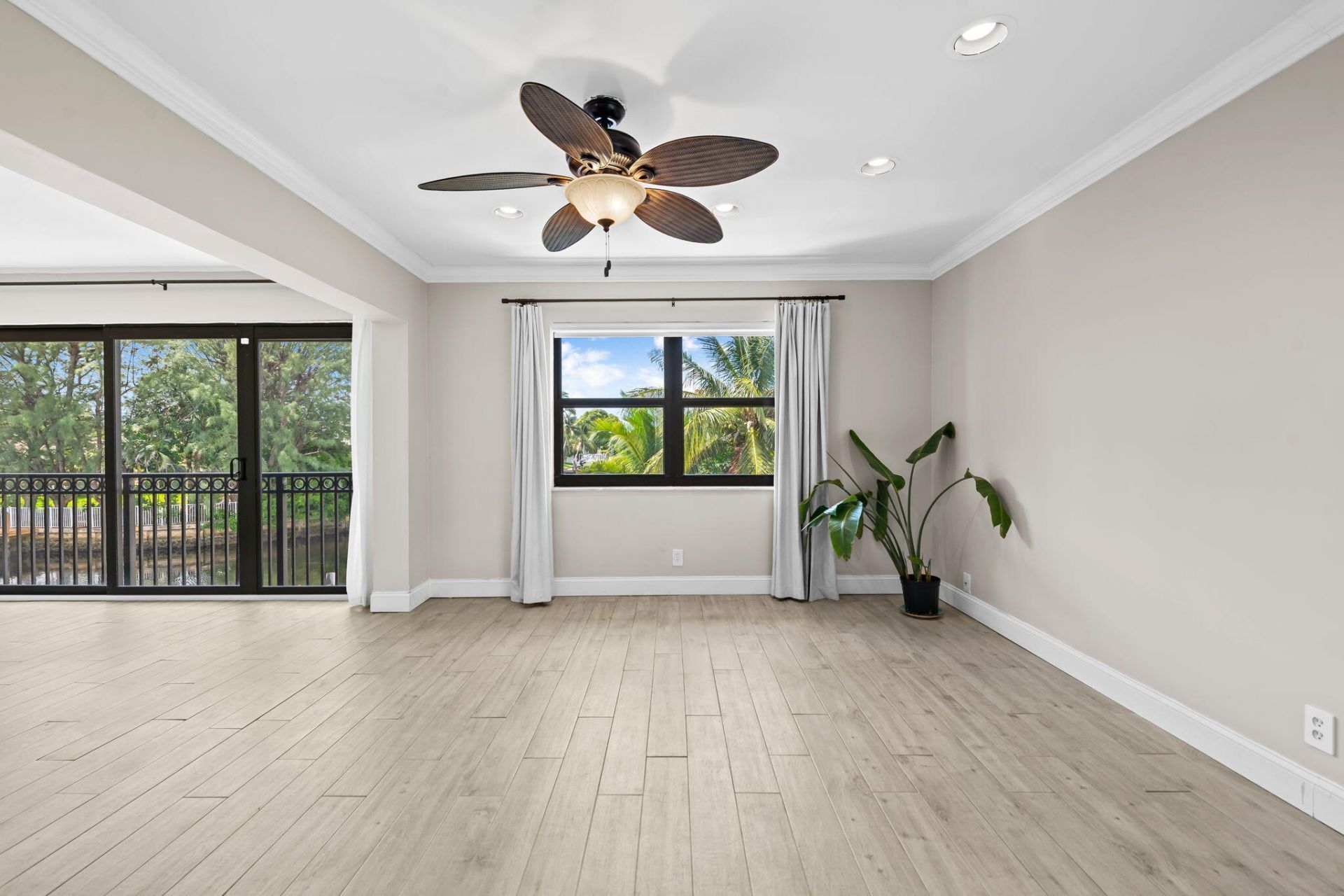 2700 NE 56th Court, Unit 4B, Fort Lauderdale, FL 33308 Photo
