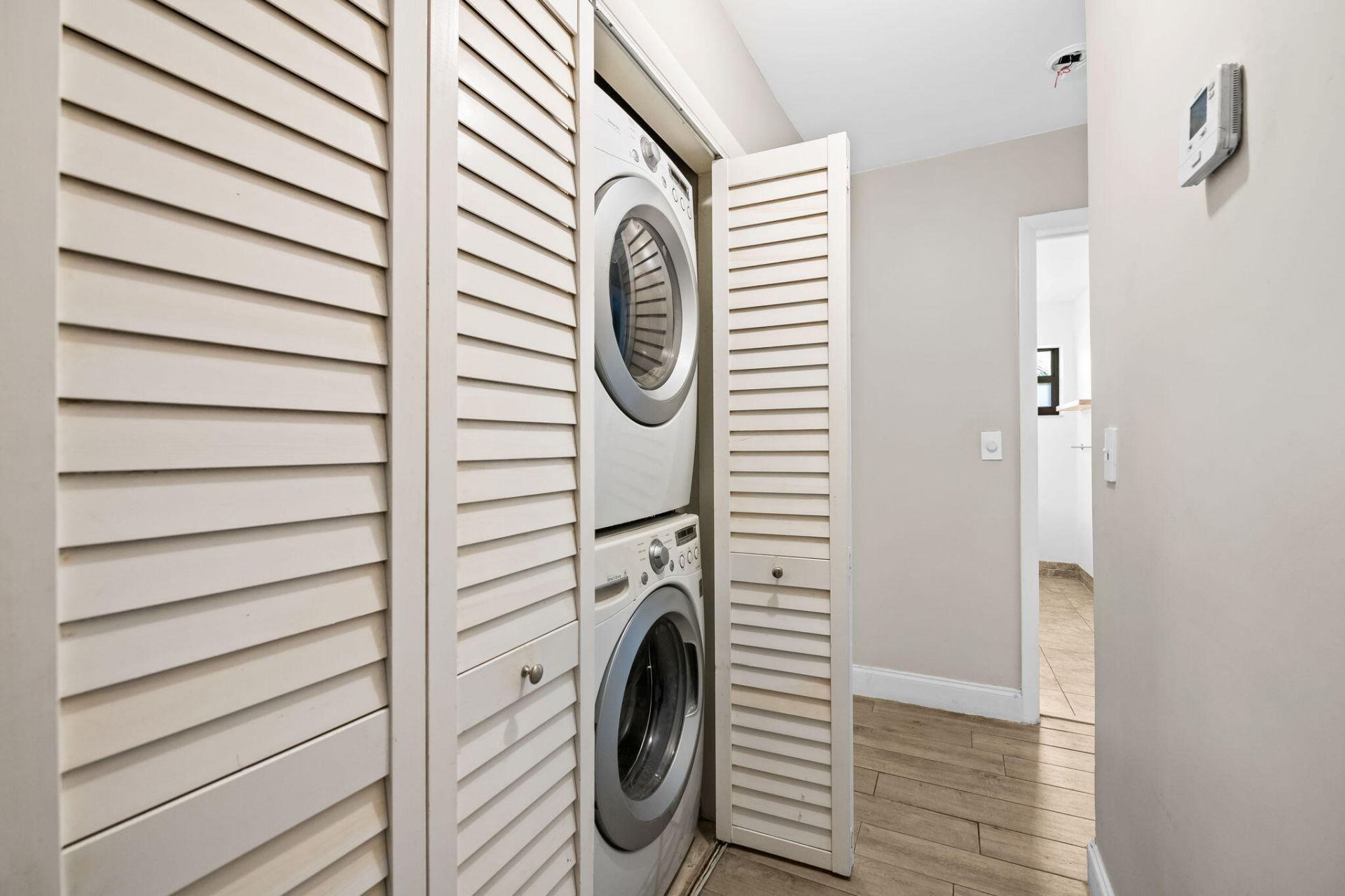 2700 NE 56th Court, Unit 4B, Fort Lauderdale, FL 33308 Photo