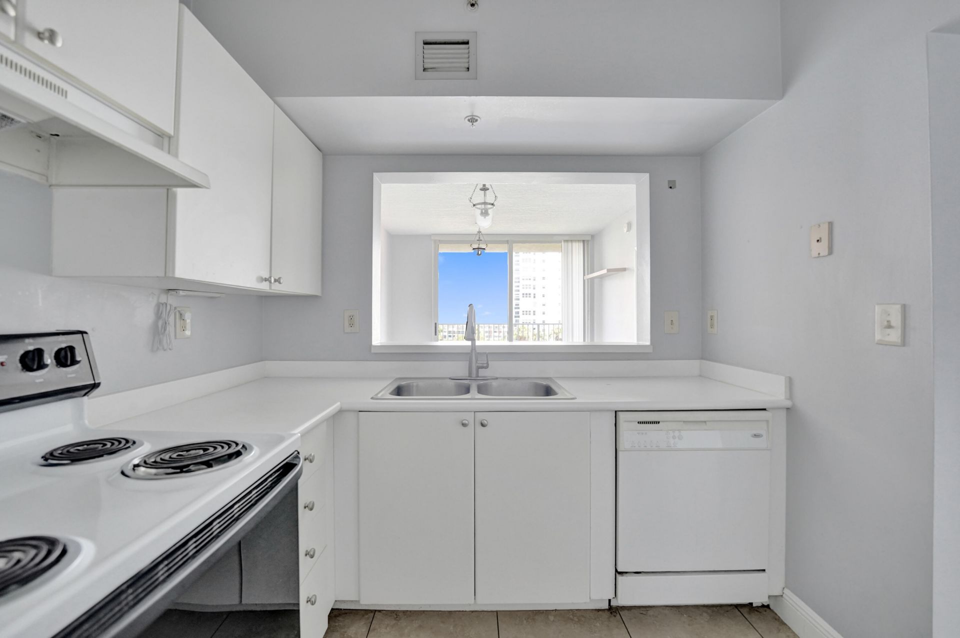 3020 NE 32nd Avenue, Unit 807, Fort Lauderdale, FL 33308 Photo