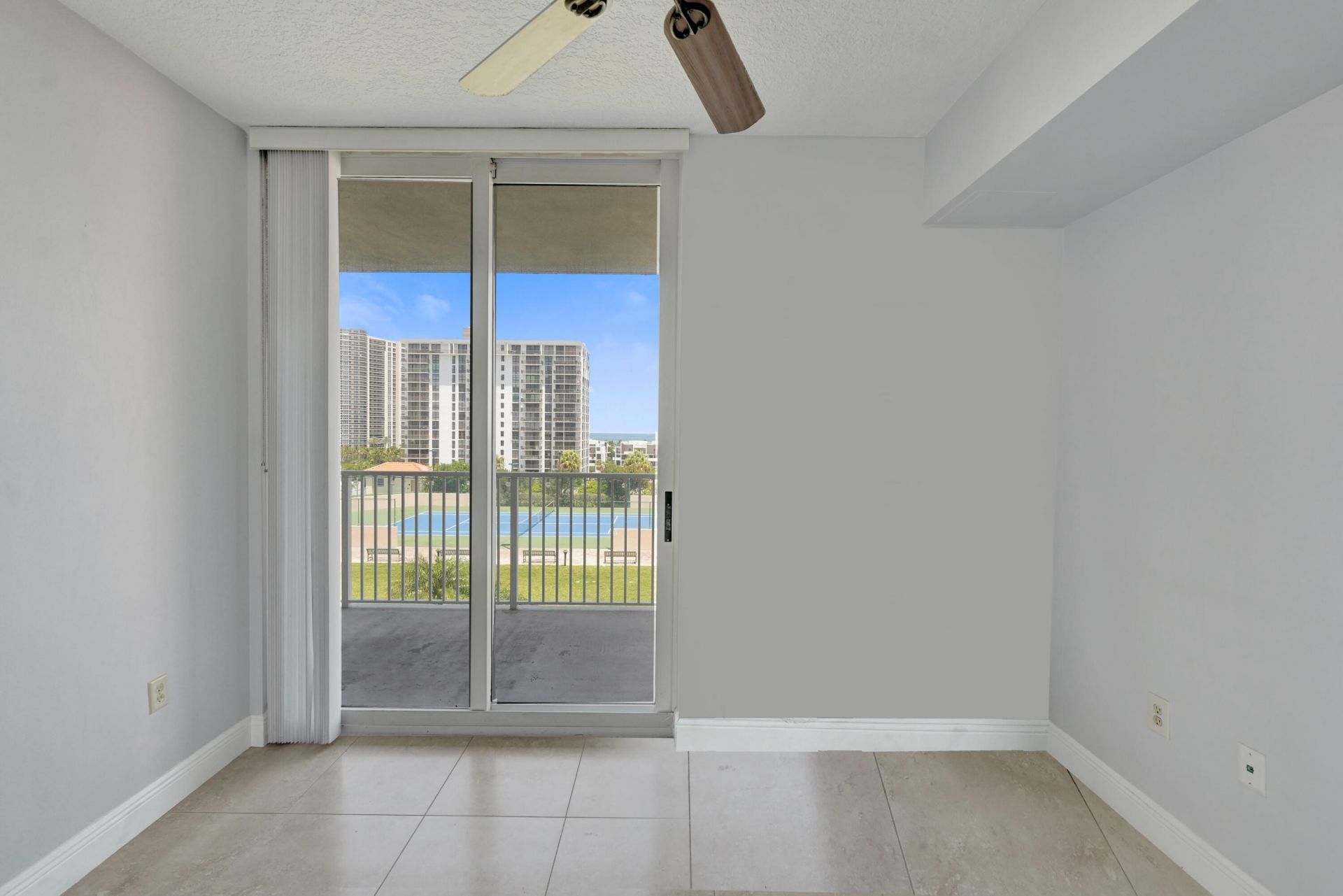 3020 NE 32nd Avenue, Unit 807, Fort Lauderdale, FL 33308 Photo